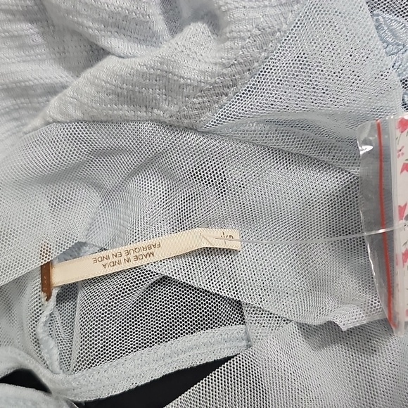 Free People Saheli Embroidered-Mesh Top Glacier Blue Womens Large New - Picture 10 of 10